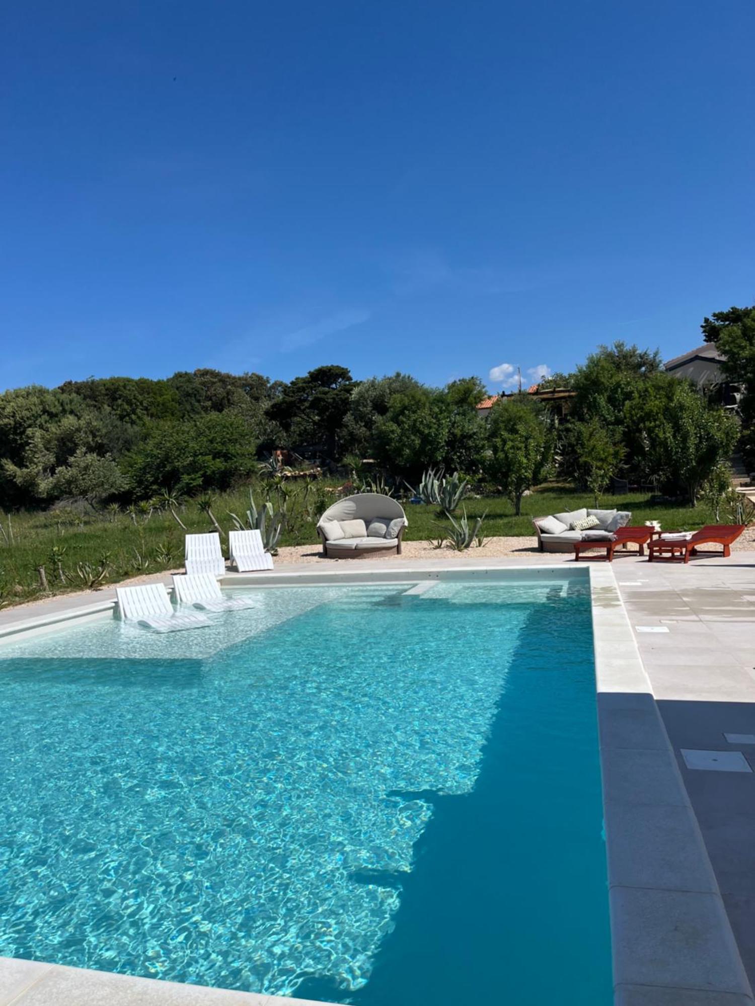 Villa Slatina Near Zrce Beach Novalja Exterior photo